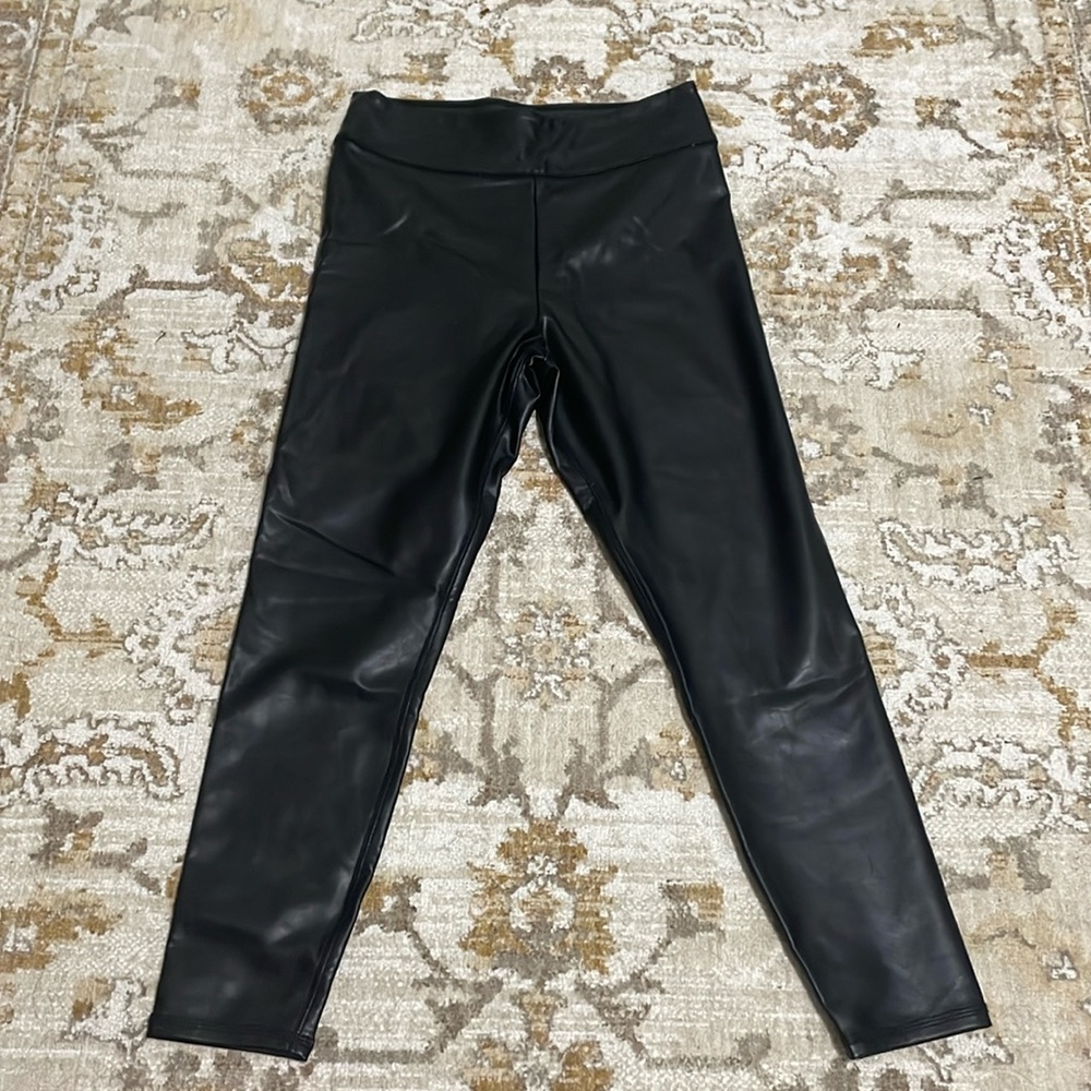 Abercrombie & Fitch Classic Vegan Faux Leather Legging